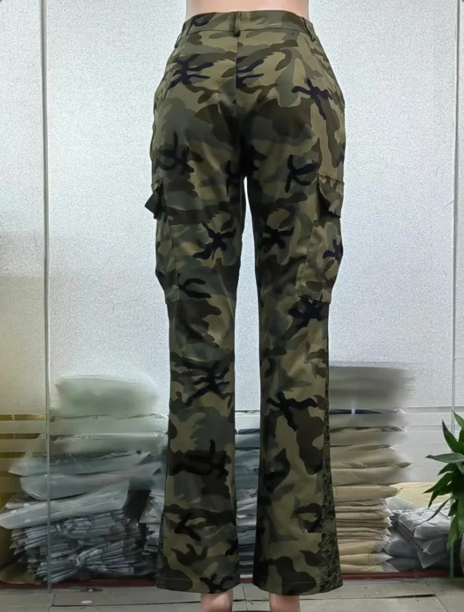 Straight-leg Camouflage Casual Pants